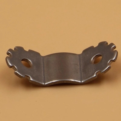 Productos de hardware de precisión de suministro directo en acero inoxidable con clips metálicos personalizados