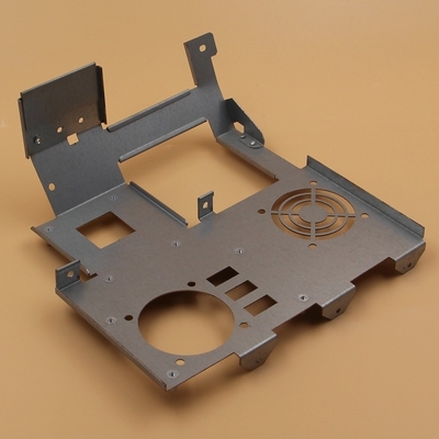Proceso de estampado de metal personalizable para equipos XS-214-005