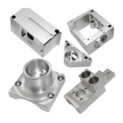 Equipo de mecanizado CNC para piezas de aluminio de acero inoxidable anodizadas y simples personalizadas