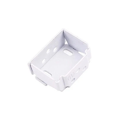 Partes de estampado de conectores metálicos de chapa de construcción en blanco personalizados con proceso de estampado