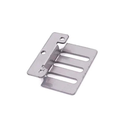 Partes de estampado de conectores metálicos de chapa de construcción en blanco personalizados con proceso de estampado