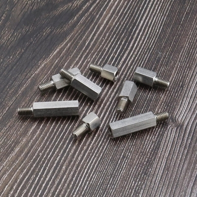 Partes de hardware CNC OEM Fijaciones hexadecimales de hilo de macho a hembra con excelente rendimiento