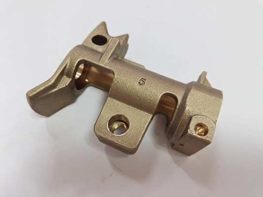 Proceso de estampación personalizado Partes de hardware CNC de acero inoxidable para sistemas eléctricos