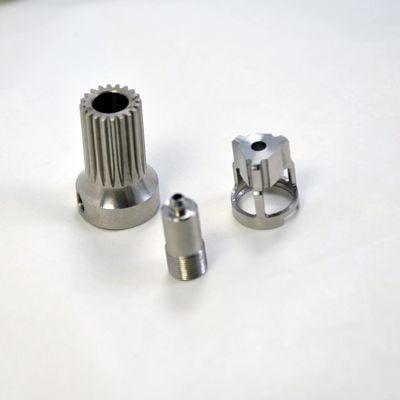 Partes y servicios de hardware de acero inoxidable de estampado CNC OEM personalizado para procesamiento