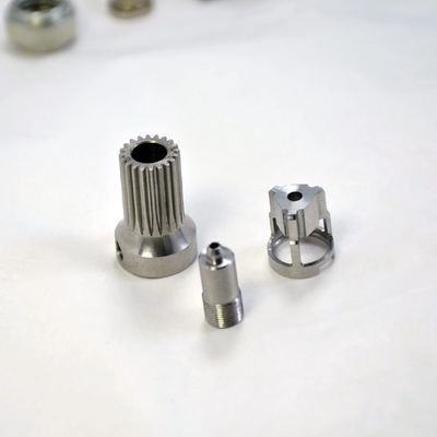 Partes y servicios de hardware de acero inoxidable de estampado CNC OEM personalizado para procesamiento