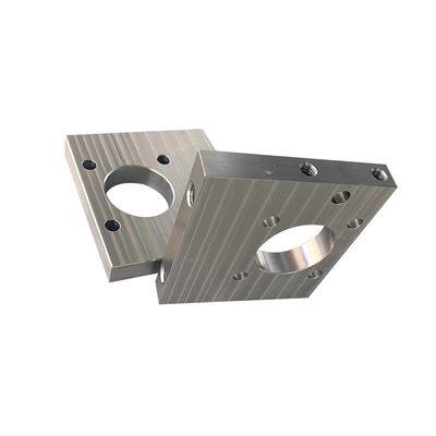 Proceso de estampado de productos de maquinaria mecanizada CNC de latón y aluminio