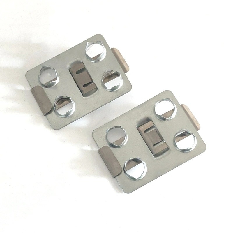 Accesorios de hardware para el cinturón de acero